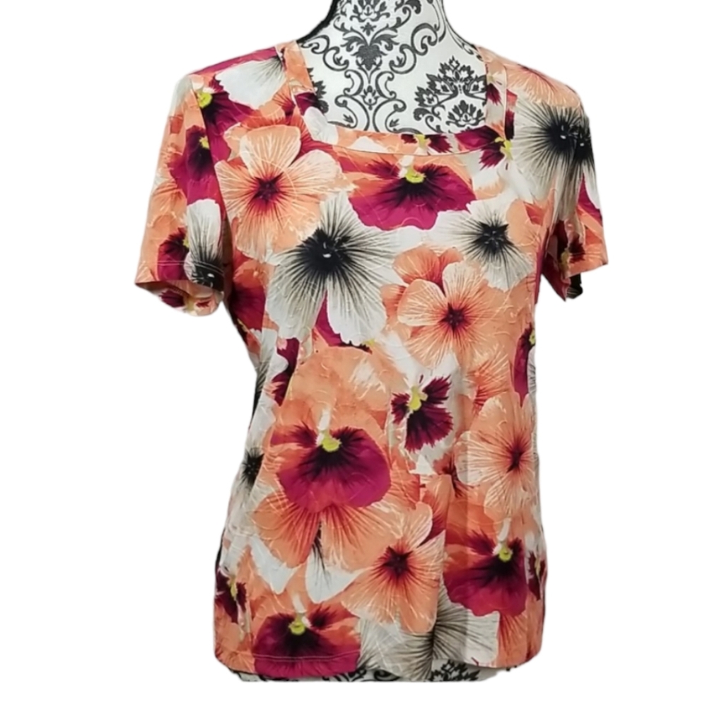 JM Collection Floral Top - Picture 2 of 5